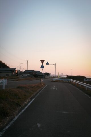 【湿熱】体の“ジメジメ＆ベタベタ”の正体！東洋医学の「湿熱（しつねつ）」とは？【とろLabo用語集】