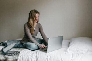 【ワーキングメモリ】ワーキングメモリって何？～“頭の良さ”を支える脳の短期記憶と作業台～【とろLabo用語集 Vol.6】